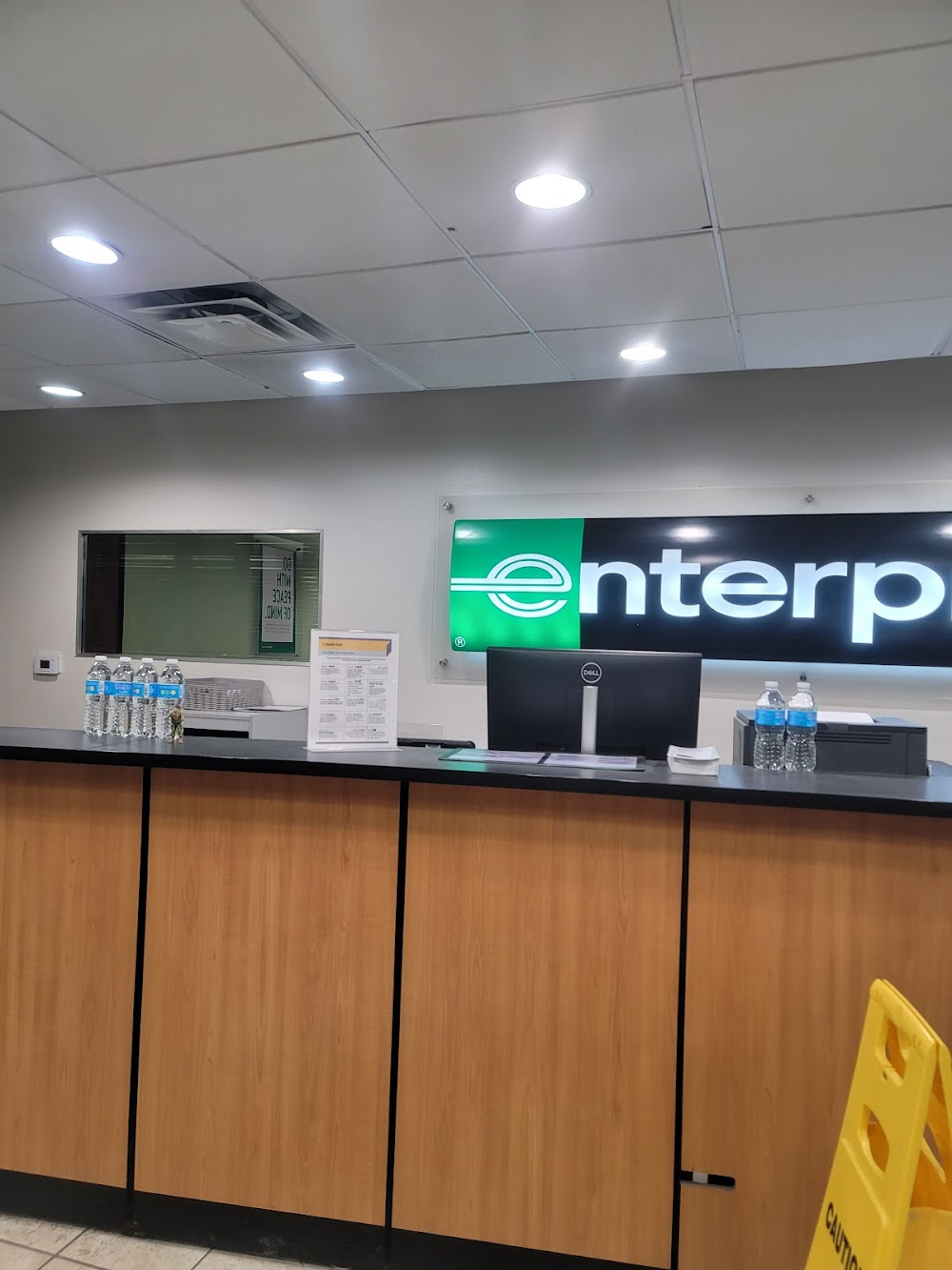 rent car detroit airport