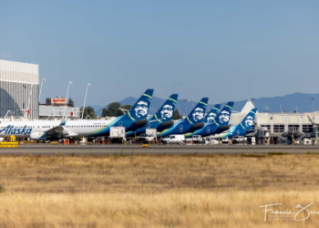 jfk airport to seattle