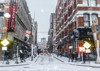 nyc to cleveland flights