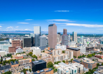 flights msp to denver co