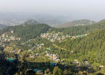 boston to hyderabad flights