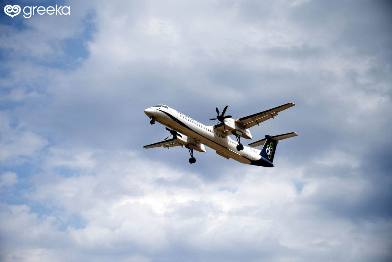 flights from athens greece to santorini island