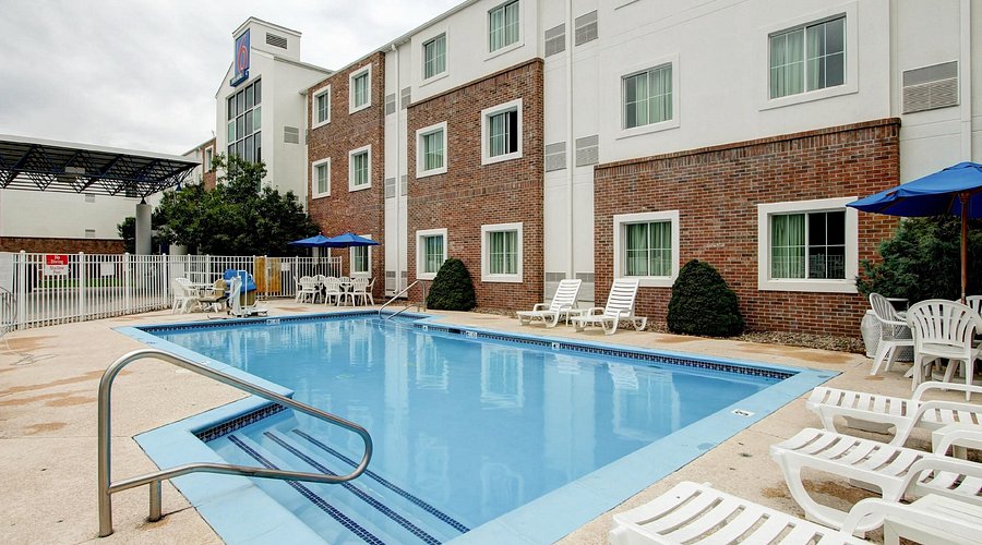 motel 6 iliff aurora