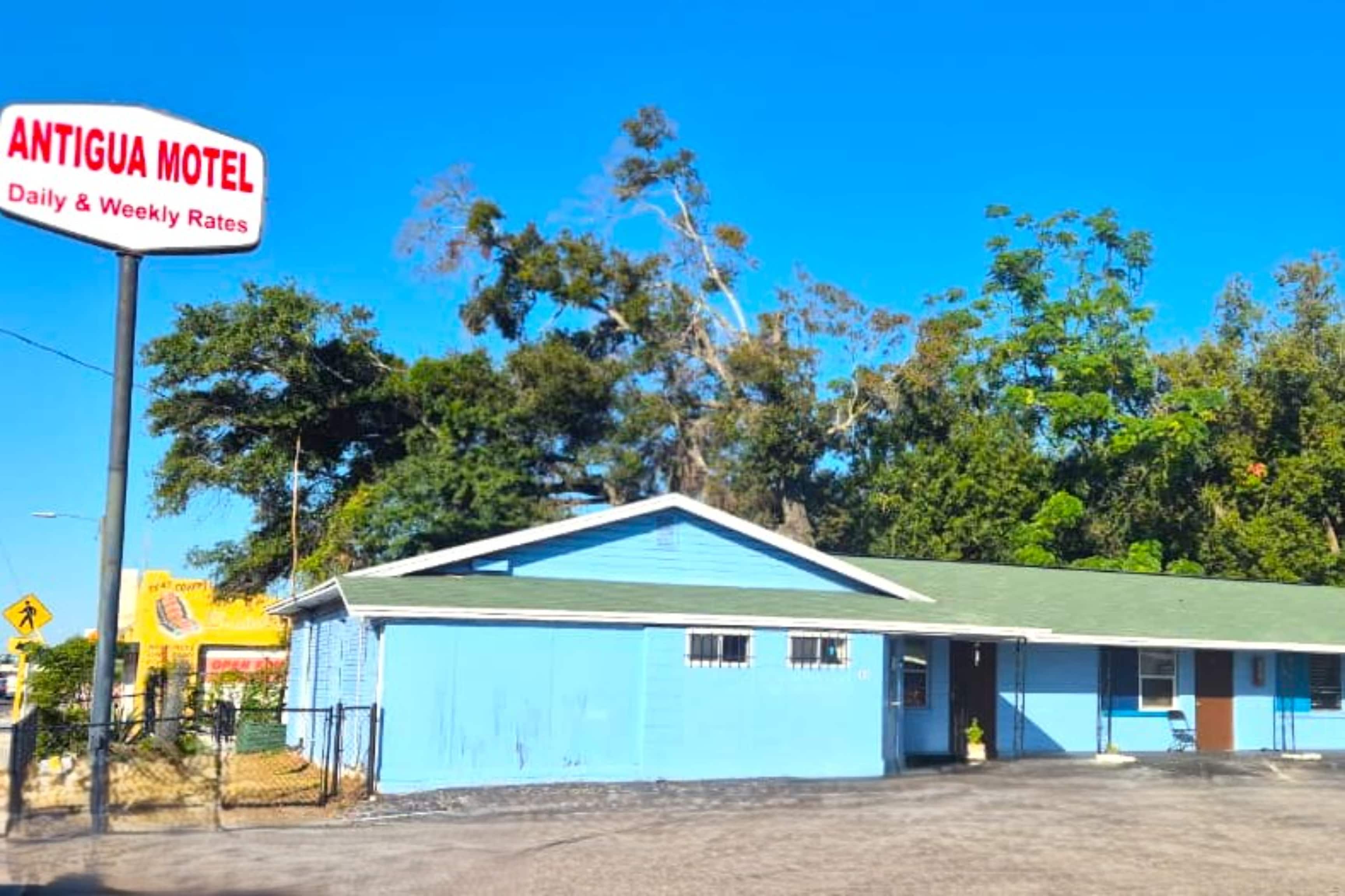 cheap motels in tampa