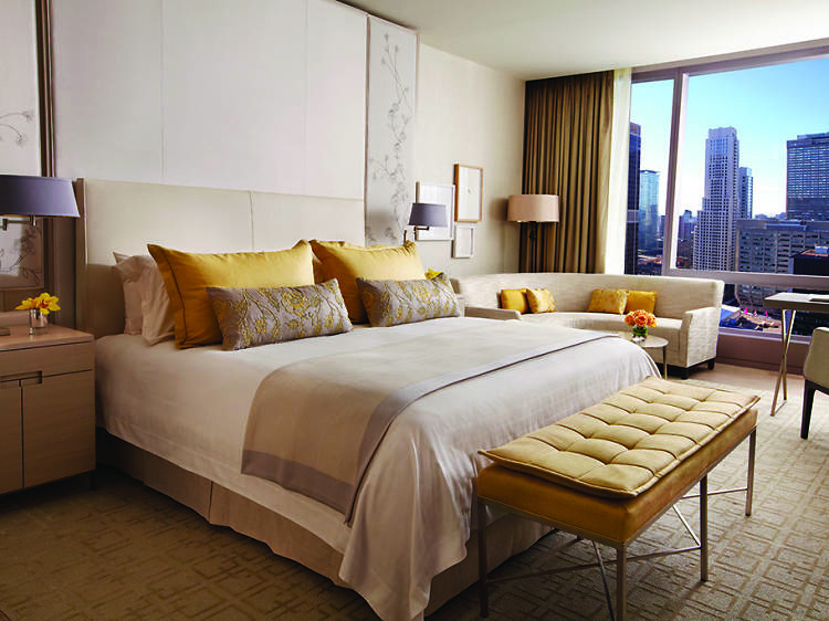 cheap accommodations in toronto