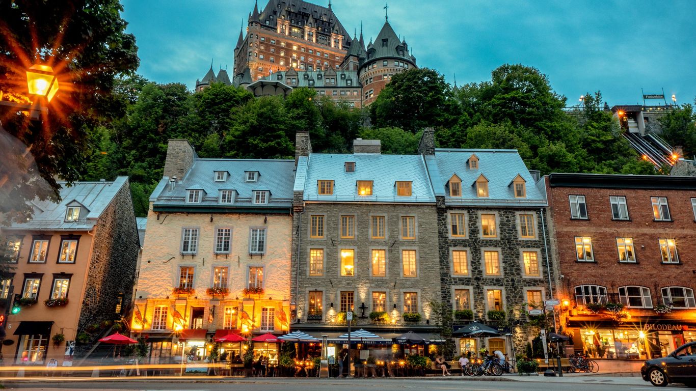flights to quebec city